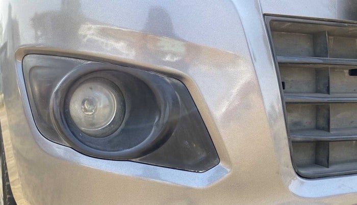 2016 Maruti Wagon R 1.0 VXI, Petrol, Manual, 59,587 km, Right fog light - Not working