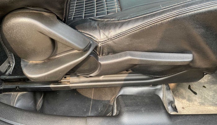 2016 Maruti Baleno ALPHA PETROL 1.2, Petrol, Manual, 55,774 km, Driver Side Adjustment Panel