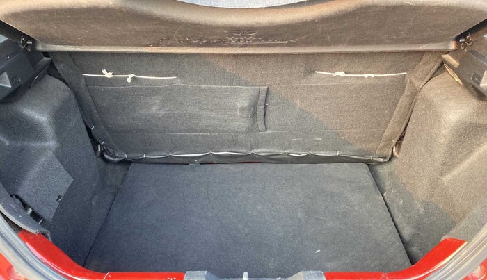 2016 Tata Tiago XZ PETROL, Petrol, Manual, 45,633 km, Boot Inside