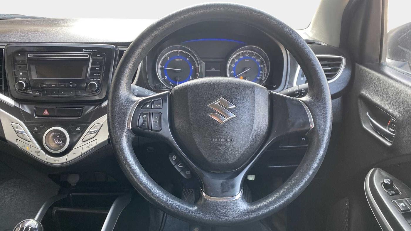 2016 Maruti Baleno DELTA DIESEL 1.3, Diesel, Manual, 1,02,293 km, Steering Wheel Close Up