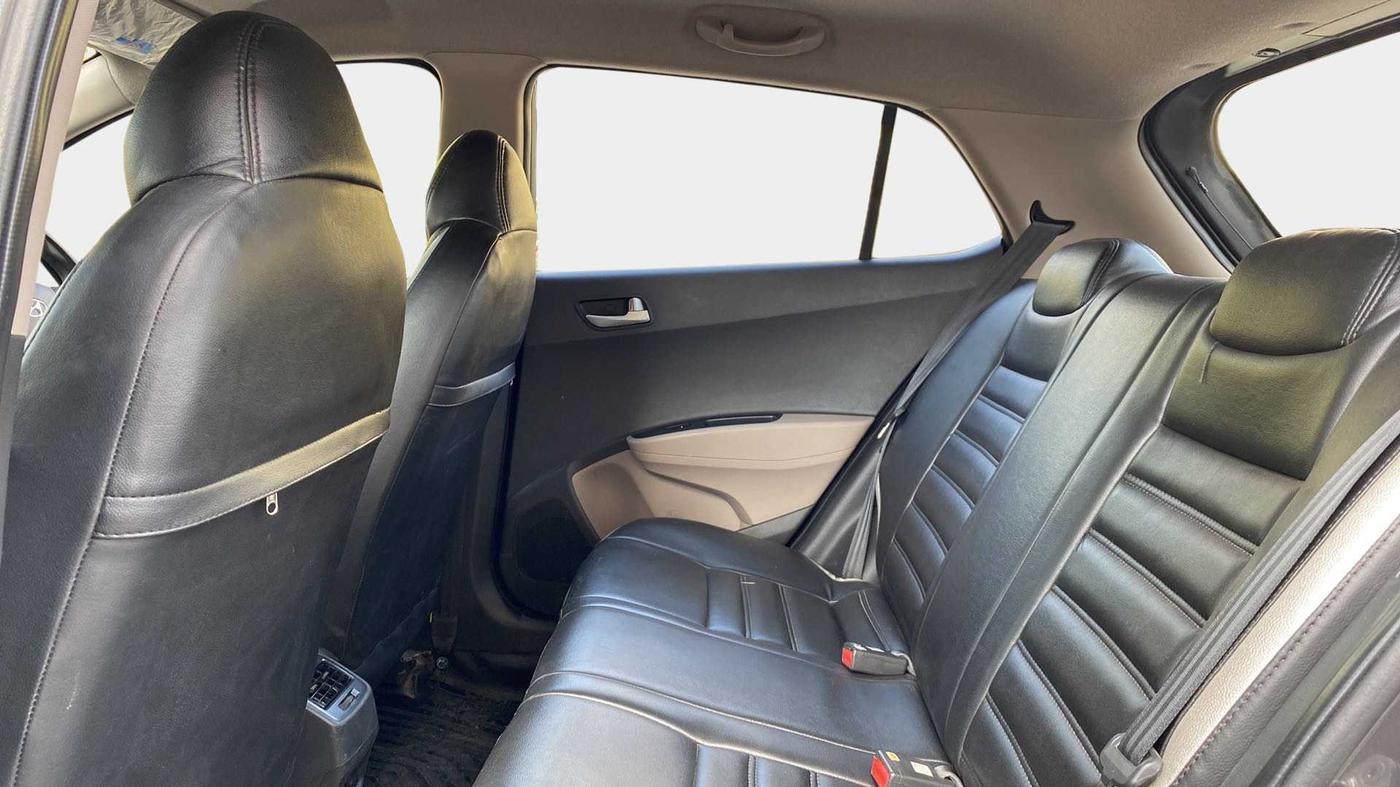 2020 Hyundai Grand i10 SPORTZ 1.2 KAPPA VTVT, Petrol, Manual, 22,140 km, Right Side Rear Door Cabin