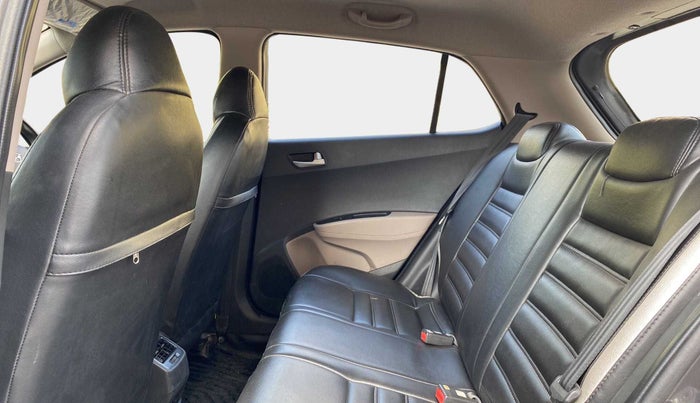 2020 Hyundai Grand i10 SPORTZ 1.2 KAPPA VTVT, Petrol, Manual, 22,140 km, Right Side Rear Door Cabin