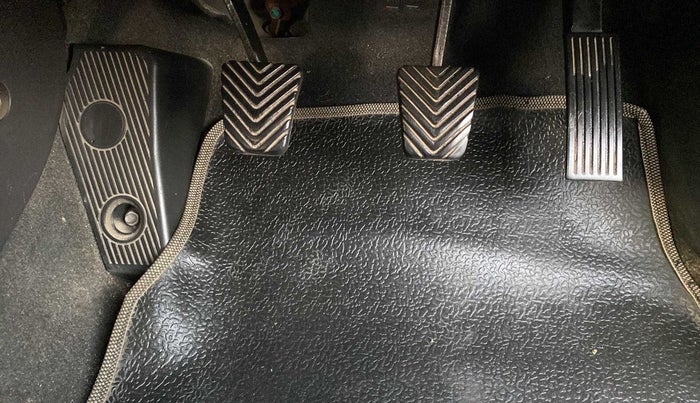 2013 Hyundai i20 MAGNA (O) 1.2, Petrol, Manual, 37,925 km, Pedals