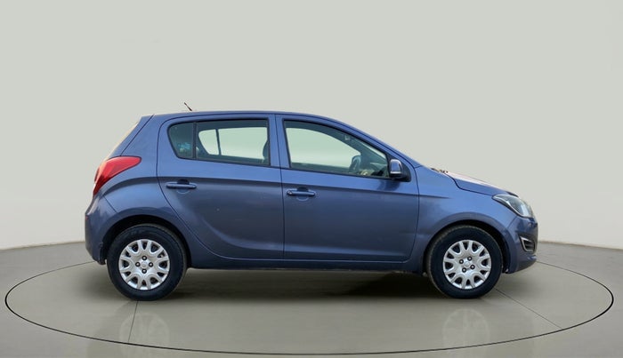2013 Hyundai i20 MAGNA (O) 1.2, Petrol, Manual, 37,925 km, Right Side View