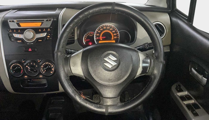 2014 Maruti Wagon R 1.0 VXI, Petrol, Manual, 43,407 km, Steering Wheel Close Up