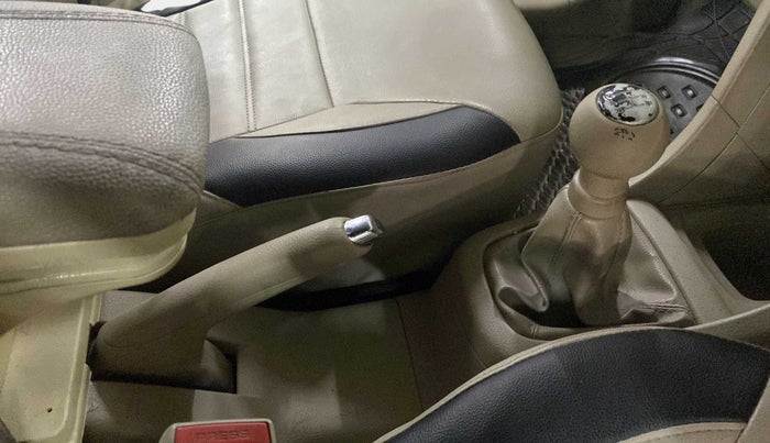 2014 Maruti Swift Dzire VXI, Petrol, Manual, 87,515 km, Gear Lever
