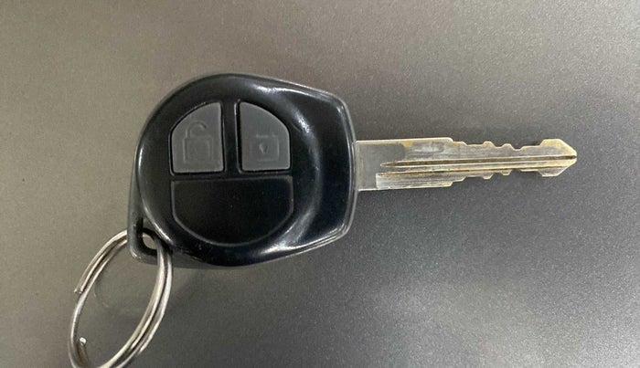 2014 Maruti Swift Dzire VXI, Petrol, Manual, 87,515 km, Key Close Up