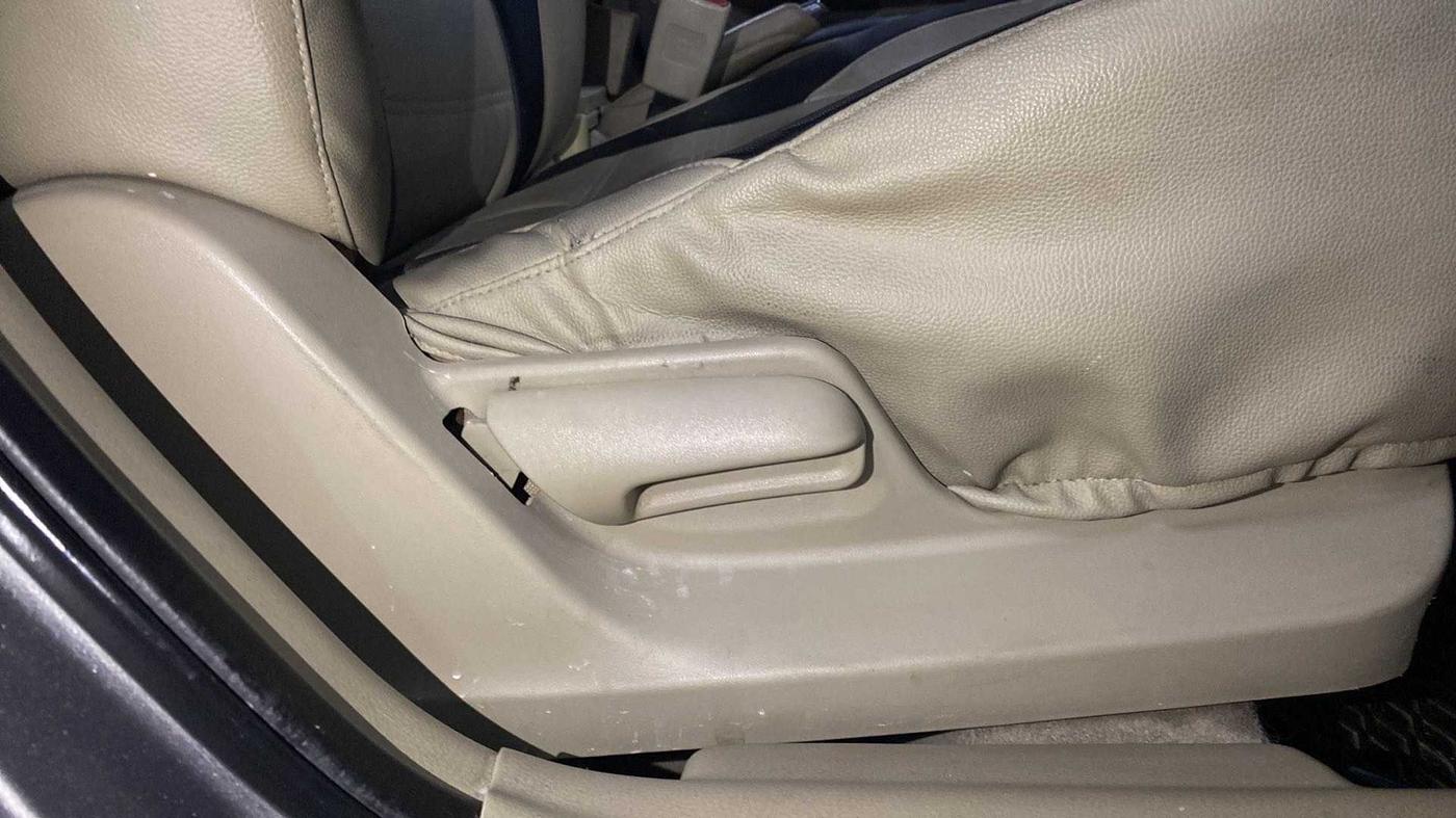 2014 Maruti Swift Dzire VXI, Petrol, Manual, 87,515 km, Driver Side Adjustment Panel