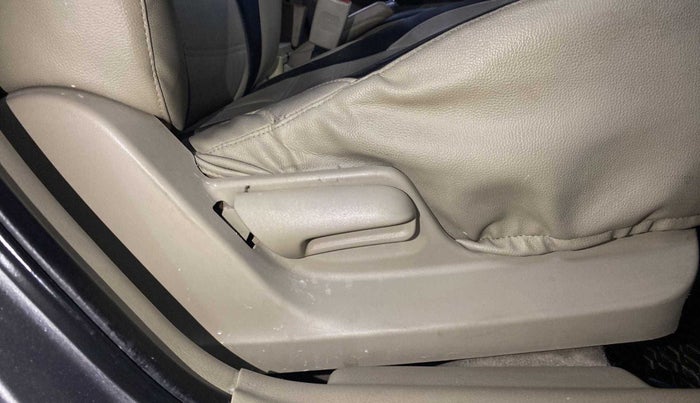2014 Maruti Swift Dzire VXI, Petrol, Manual, 87,515 km, Driver Side Adjustment Panel