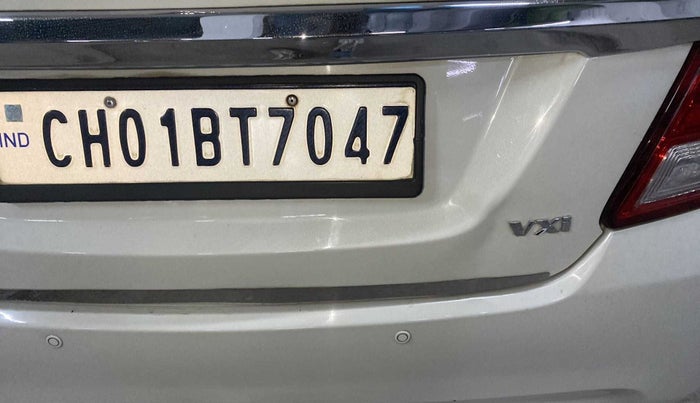 2018 Maruti Dzire VXI, Petrol, Manual, 66,600 km, Dicky (Boot door) - Trim lock has minor damage