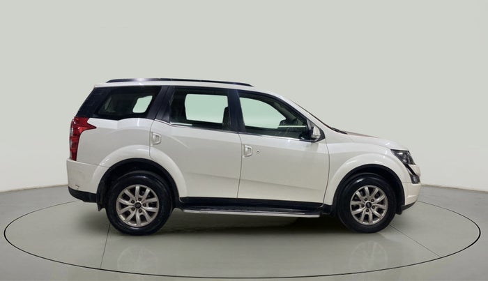 2016 Mahindra XUV500 W10 AT, Diesel, Automatic, 71,424 km, Right Side View