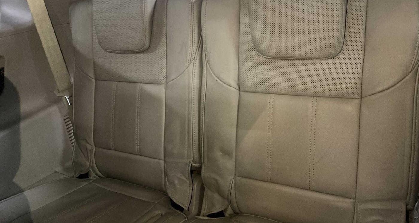 2016 Mahindra XUV500 W10 AT, Diesel, Automatic, 71,424 km, Third Seat Row ( optional )