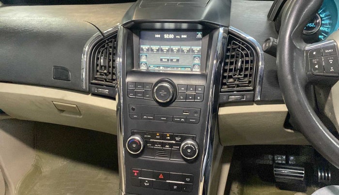 2016 Mahindra XUV500 W10 AT, Diesel, Automatic, 71,424 km, Air Conditioner