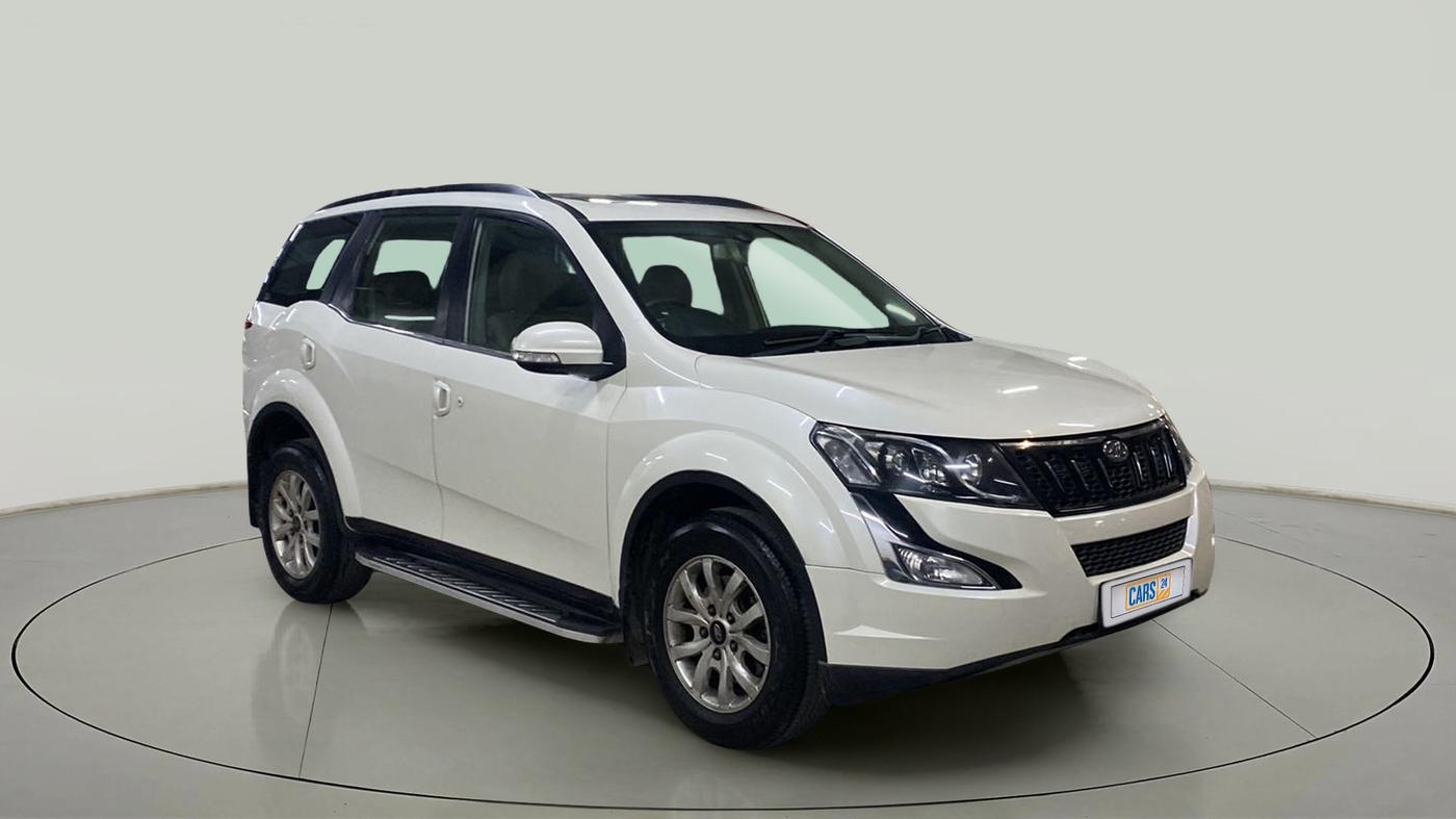 2016 Mahindra XUV500 W10 AT, Diesel, Automatic, 71,424 km, Right Front Diagonal