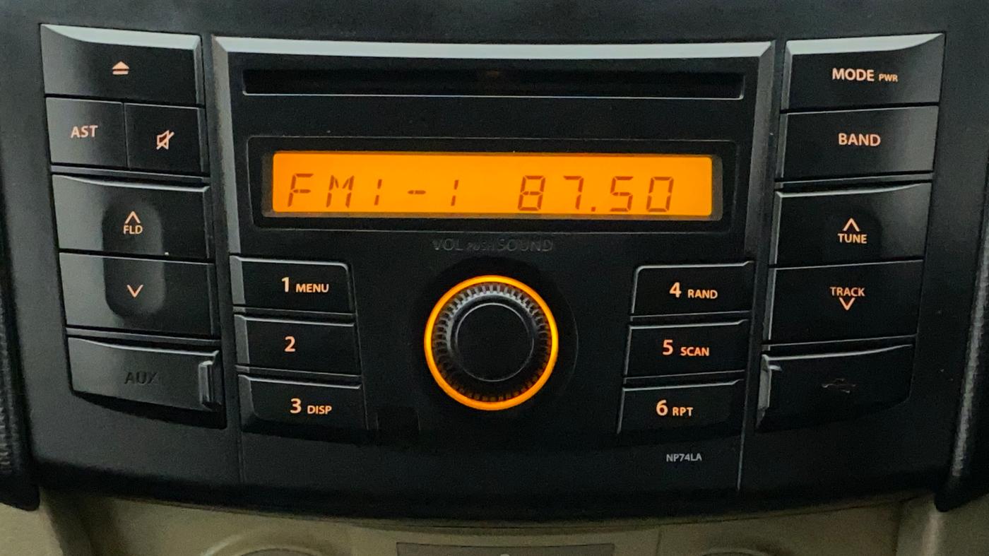 2014 Maruti Swift Dzire VXI, Petrol, Manual, 1,04,482 km, Infotainment System
