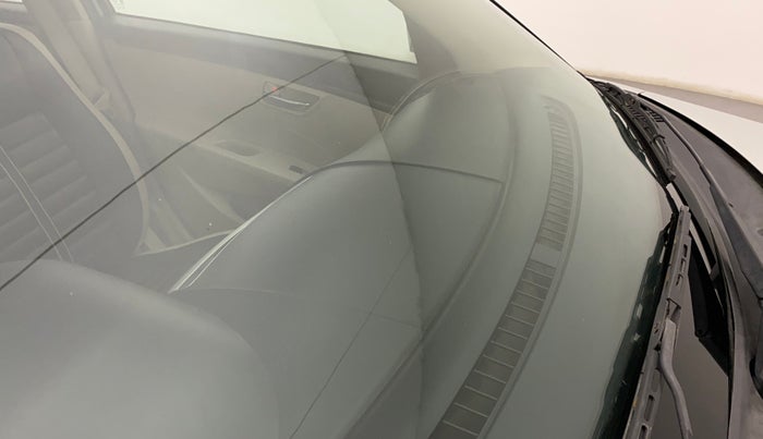 2014 Maruti Swift Dzire VXI, Petrol, Manual, 1,04,482 km, Front windshield - Minor spot on windshield