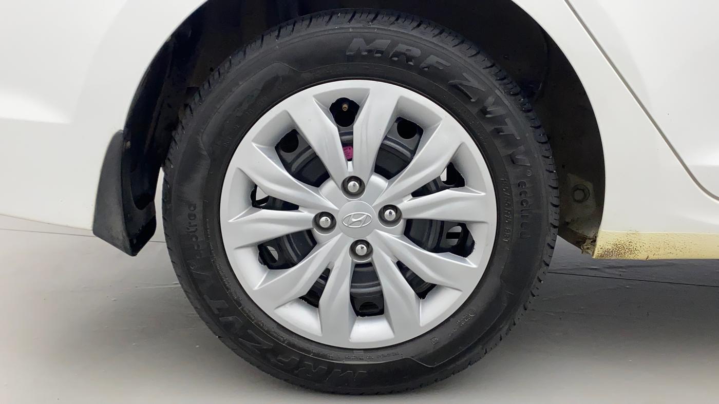 2019 Hyundai Verna 1.4 EX PETROL, Petrol, Manual, 59,884 km, Right Rear Wheel