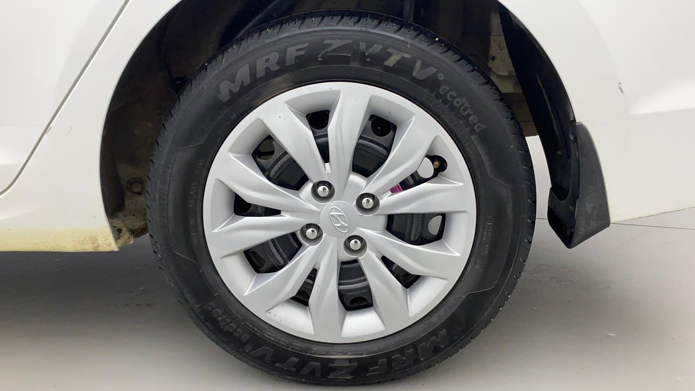 2019 Hyundai Verna 1.4 EX PETROL, Petrol, Manual, 59,884 km, Left Rear Wheel