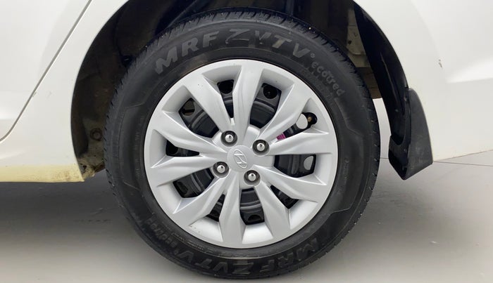 2019 Hyundai Verna 1.4 EX PETROL, Petrol, Manual, 59,884 km, Left Rear Wheel