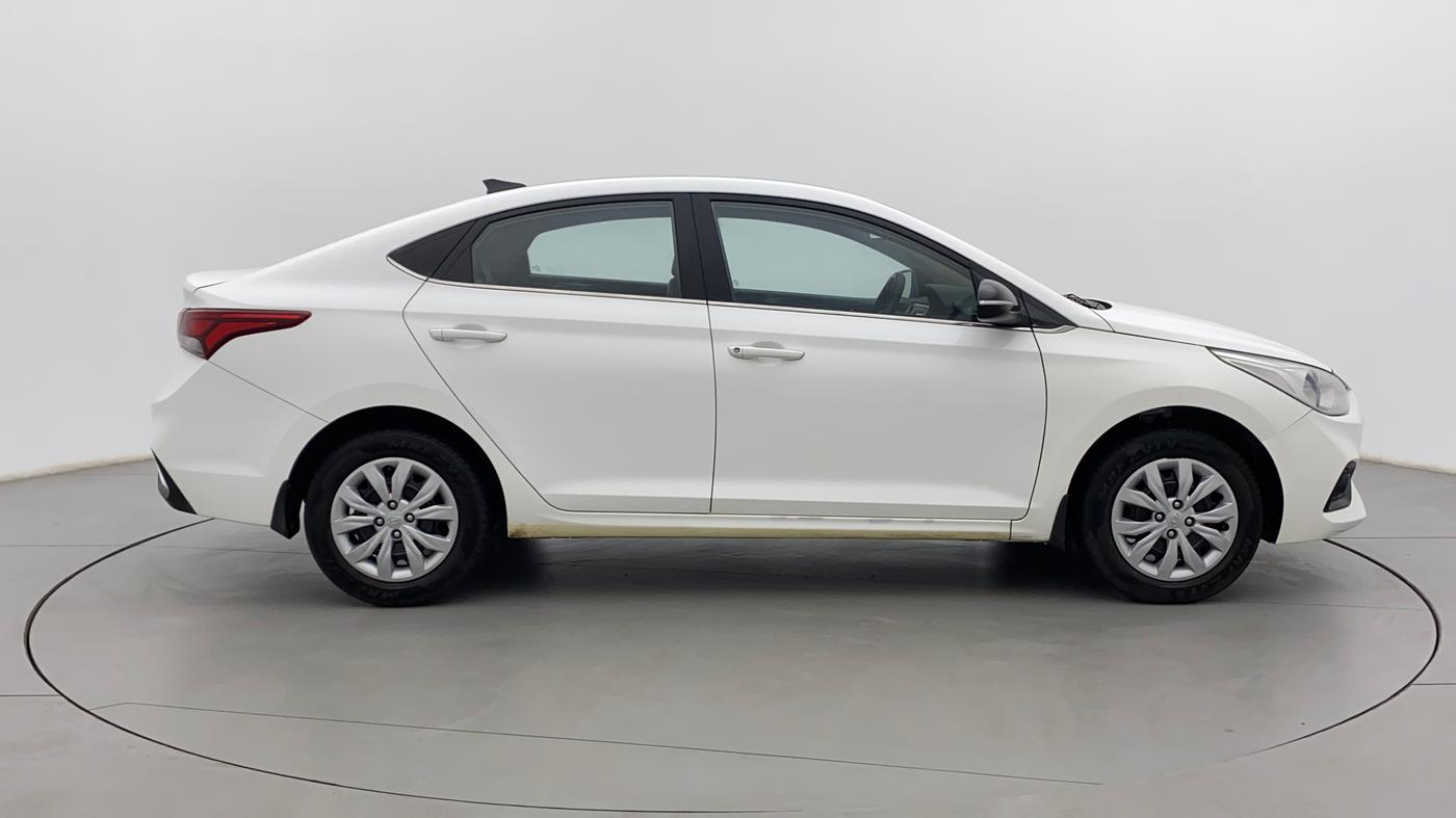 2019 Hyundai Verna 1.4 EX PETROL, Petrol, Manual, 59,884 km, Right Side View