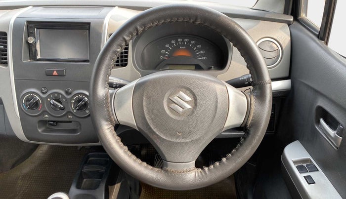 2010 Maruti Wagon R 1.0 LXI, Petrol, Manual, 51,846 km, Steering Wheel Close Up