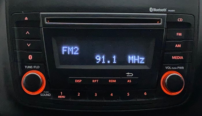 2019 Maruti Swift VDI AMT, Diesel, Automatic, 76,159 km, Infotainment System