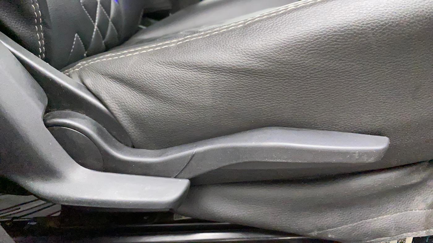 2019 Maruti Swift VDI AMT, Diesel, Automatic, 76,159 km, Driver Side Adjustment Panel
