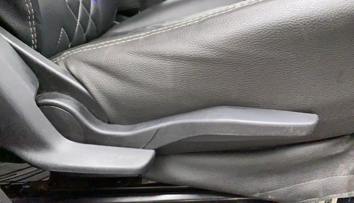2019 Maruti Swift VDI AMT, Diesel, Automatic, 76,159 km, Driver Side Adjustment Panel