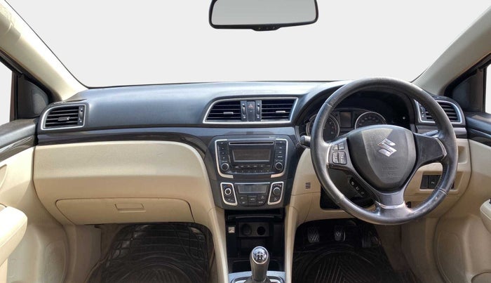 2014 Maruti Ciaz ZXI, Petrol, Manual, 62,228 km, Dashboard
