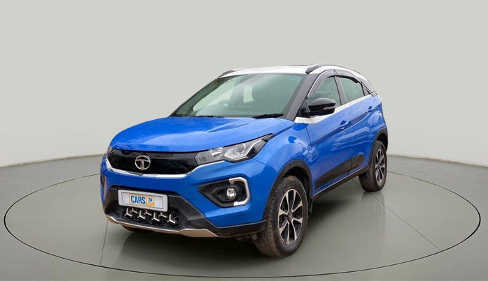 2020 Tata NEXON XZA PLUS (O) PETROL DUAL TONE, Petrol, Automatic, 21,520 km, Left Front Diagonal