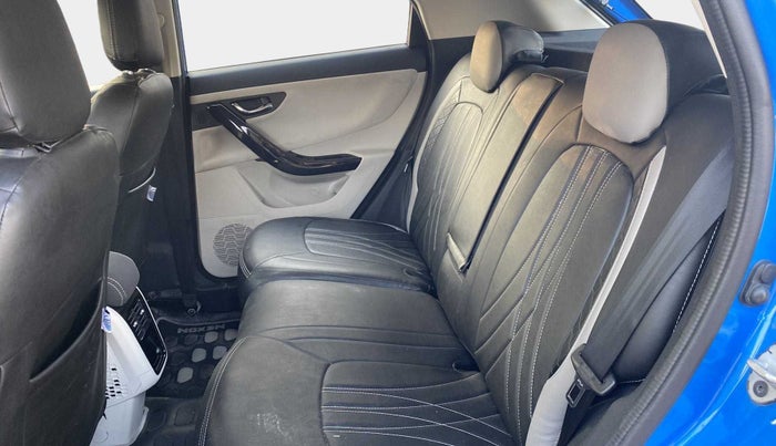 2020 Tata NEXON XZA PLUS (O) PETROL DUAL TONE, Petrol, Automatic, 21,520 km, Right Side Rear Door Cabin