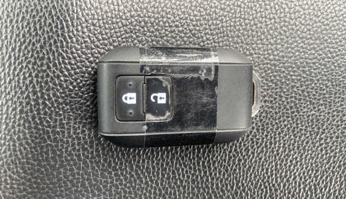 2021 Maruti Baleno ZETA CVT PETROL 1.2, Petrol, Automatic, 4,465 km, Key Close Up
