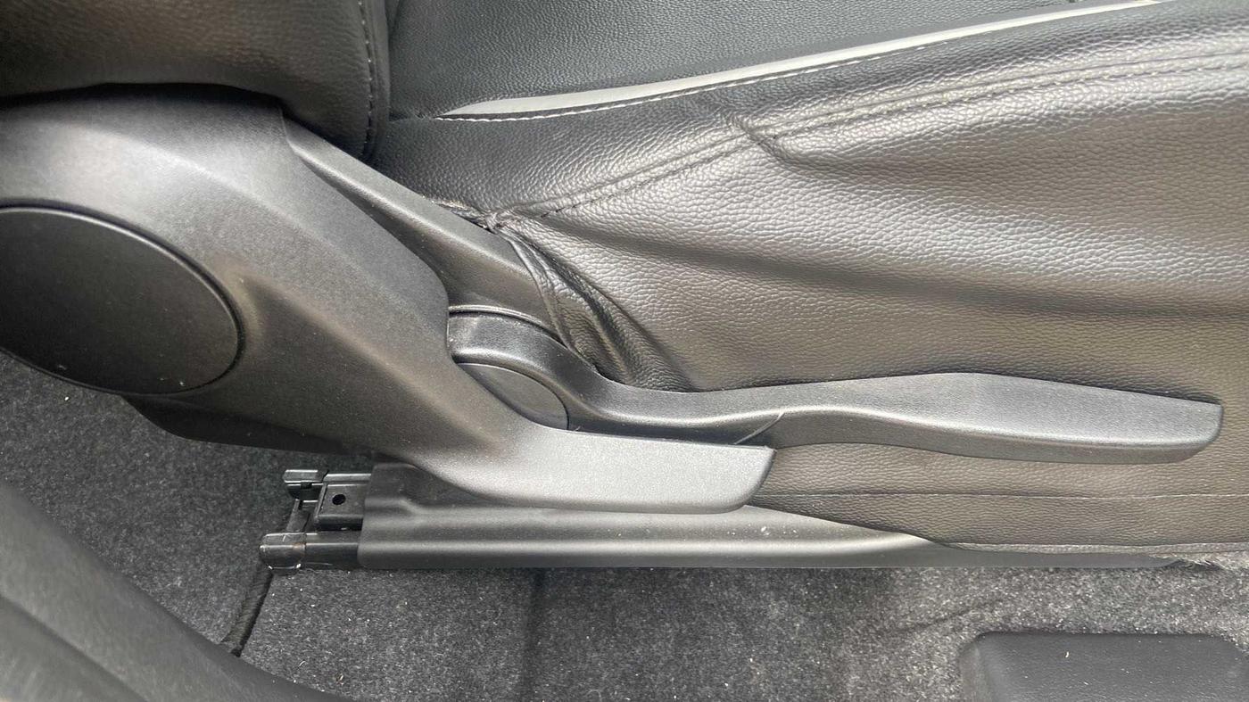 2021 Maruti Baleno ZETA CVT PETROL 1.2, Petrol, Automatic, 4,465 km, Driver Side Adjustment Panel
