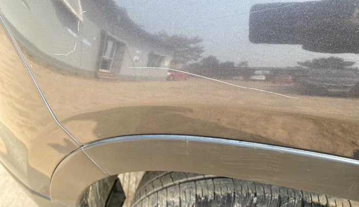 2021 Maruti Vitara Brezza LXI, Petrol, Manual, 23,354 km, Right quarter panel - Minor scratches