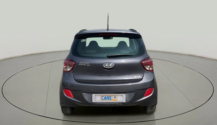 2016 Hyundai Grand i10 ASTA (O) AT 1.2 KAPPA VTVT, Petrol, Automatic, 66,753 km, Back/Rear