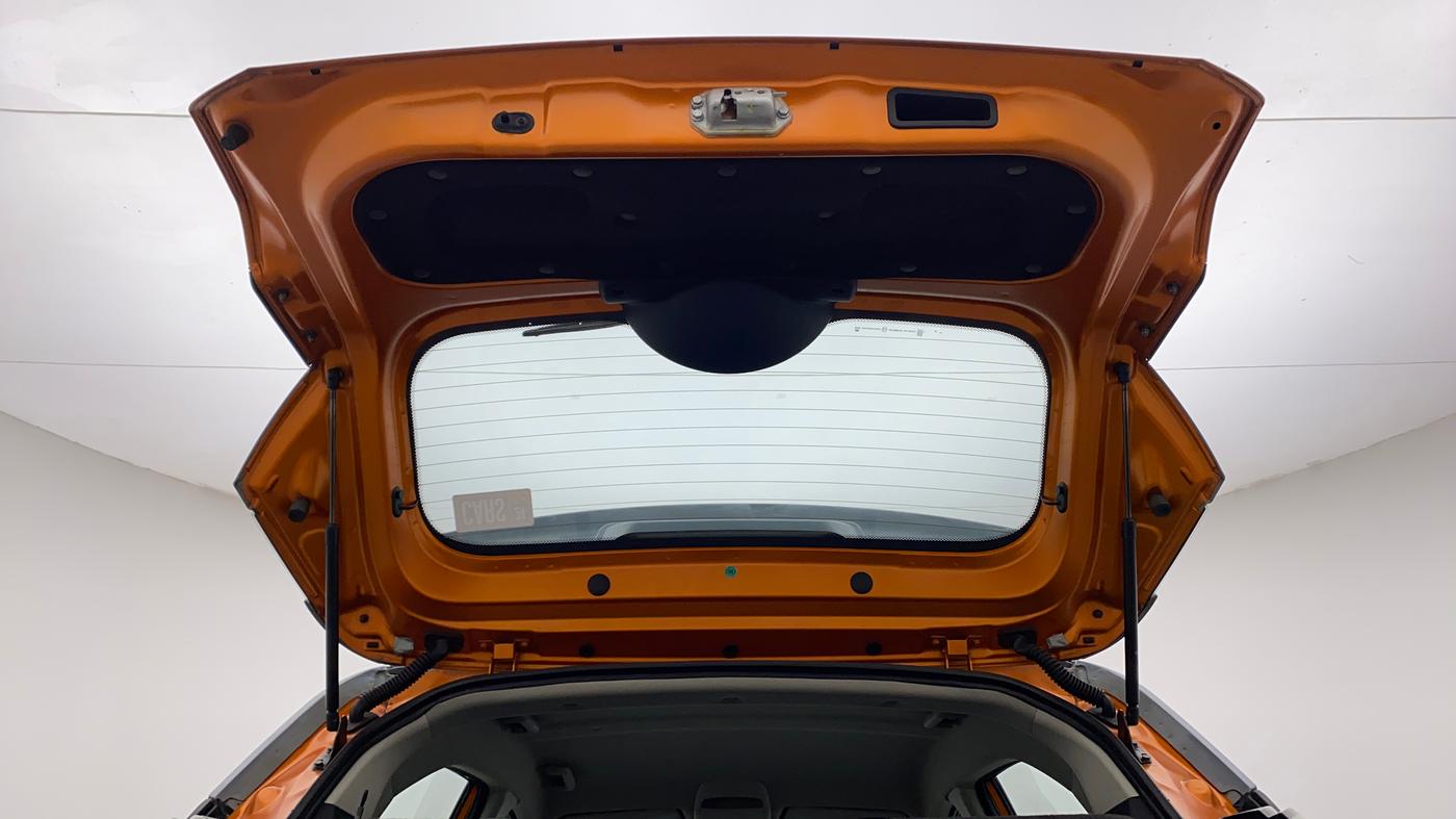 2019 Tata NEXON XZA PLUS DIESEL DUAL TONE, Diesel, Automatic, 35,671 km, Boot Door Open