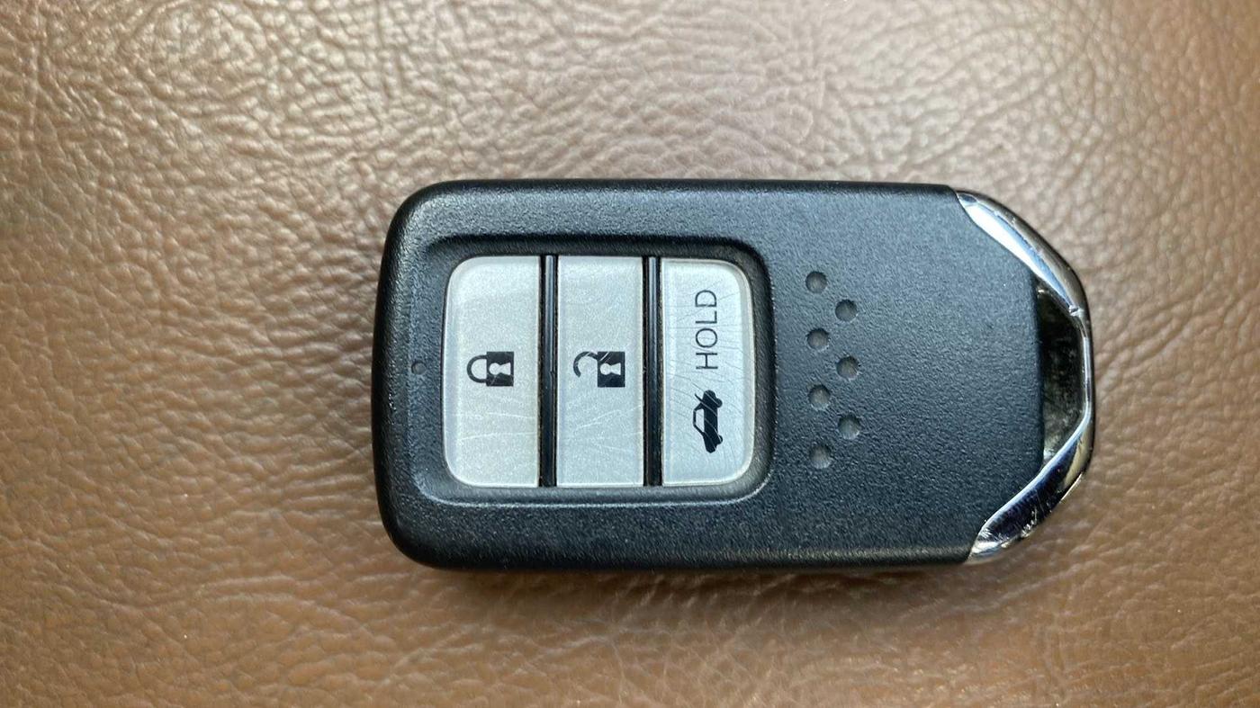 2018 Honda Amaze 1.2L I-VTEC VX, Petrol, Manual, 44,828 km, Key Close Up