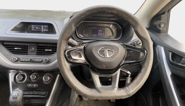 2020 Tata NEXON XM PETROL, Petrol, Manual, 68,424 km, Steering Wheel Close Up