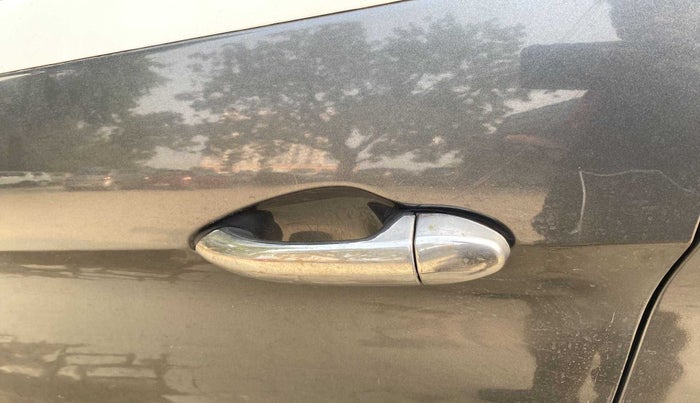 2020 Tata NEXON XM PETROL, Petrol, Manual, 68,424 km, Front passenger door - Minor scratches
