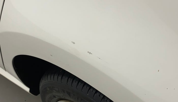 2013 Volkswagen Polo COMFORTLINE 1.2L PETROL, Petrol, Manual, 1,10,410 km, Left quarter panel - Minor scratches