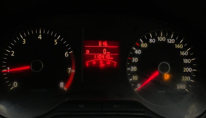 2013 Volkswagen Polo COMFORTLINE 1.2L PETROL, Petrol, Manual, 1,10,410 km, Odometer Image