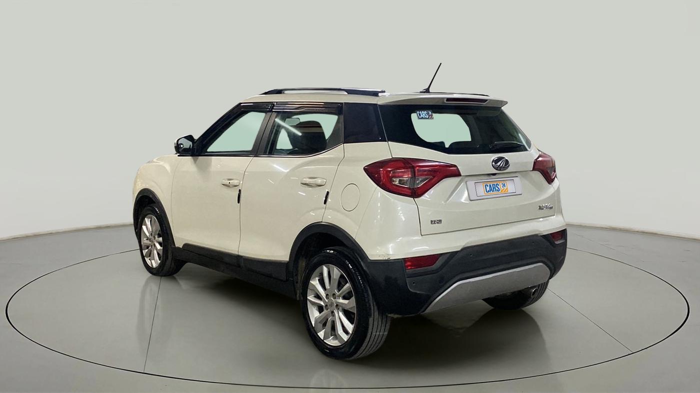 2020 Mahindra XUV300 W8 1.5 DIESEL, Diesel, Manual, 28,193 km, Left Back Diagonal