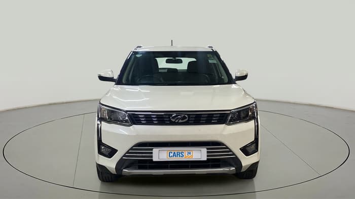 2020 Mahindra XUV300 W8 1.5 DIESEL, Diesel, Manual, 28,193 km, Front