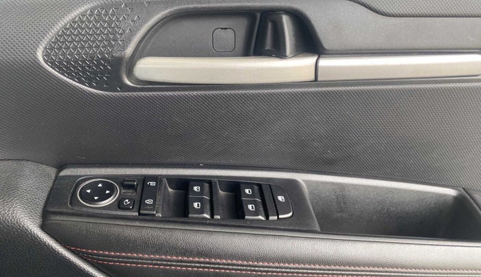 2020 KIA SONET GTX PLUS 1.0 IMT, Petrol, Manual, 75,043 km, Driver Side Door Panels Control