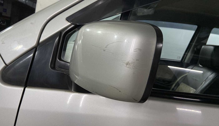 2016 Maruti Wagon R 1.0 VXI, Petrol, Manual, 30,922 km, Left rear-view mirror - Minor scratches