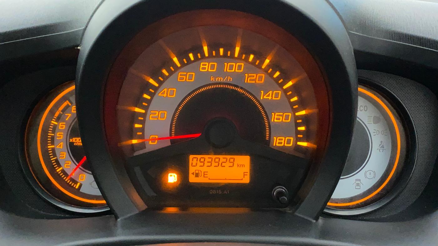 2014 Honda Brio S MT, Petrol, Manual, 93,929 km, Odometer Image
