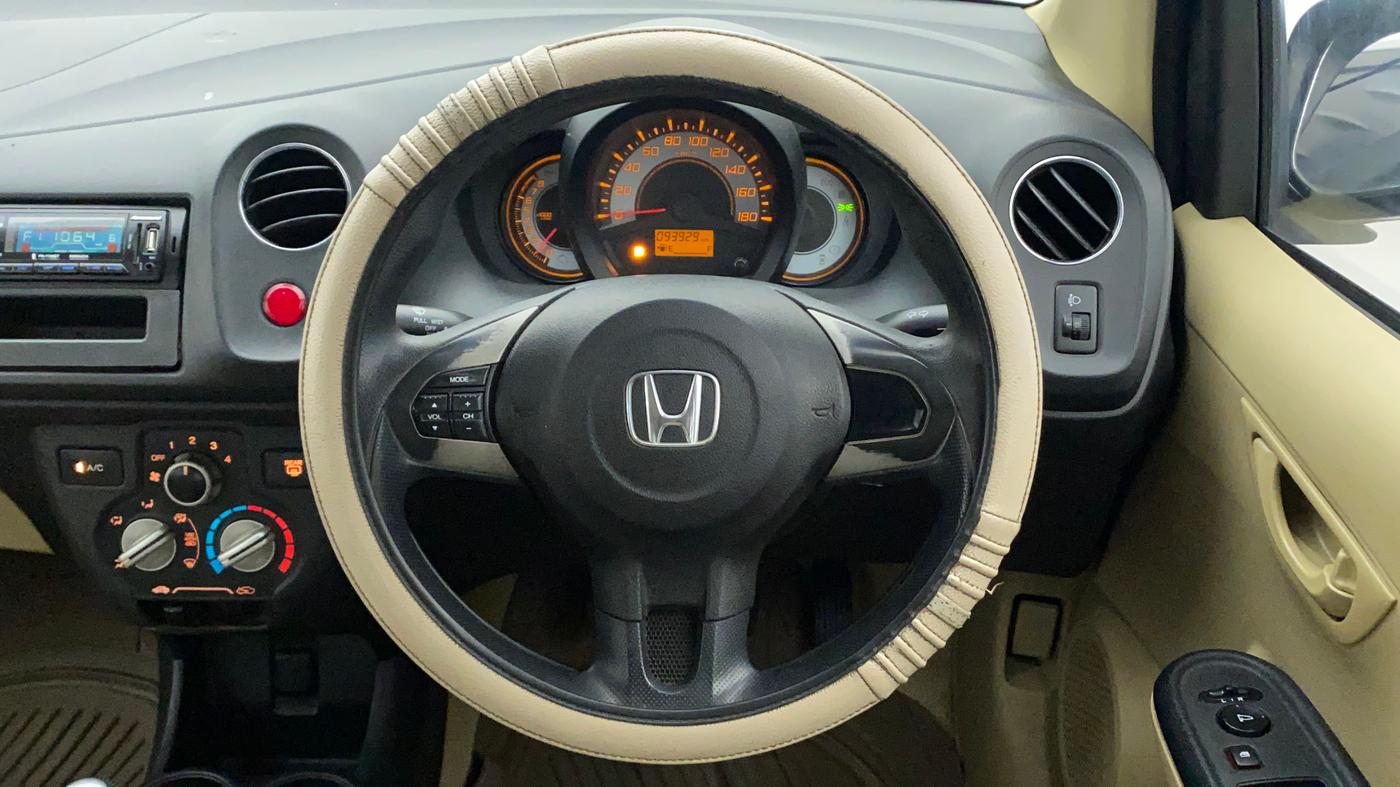 2014 Honda Brio S MT, Petrol, Manual, 93,929 km, Steering Wheel Close Up