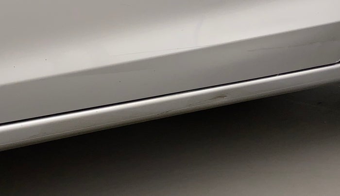 2014 Honda Brio S MT, Petrol, Manual, 93,929 km, Left running board - Slightly dented