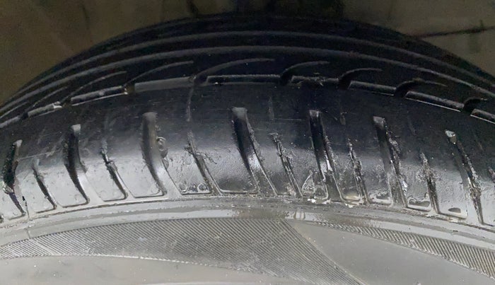 2015 Honda City 1.5L I-VTEC V MT, Petrol, Manual, 82,201 km, Right Front Tyre Tread