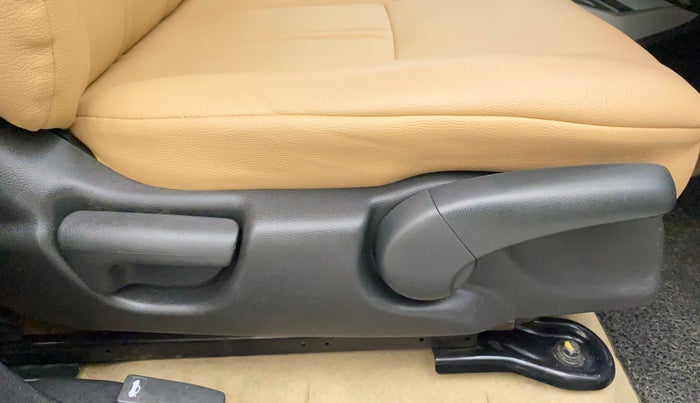 2015 Honda City 1.5L I-VTEC V MT, Petrol, Manual, 82,201 km, Driver Side Adjustment Panel